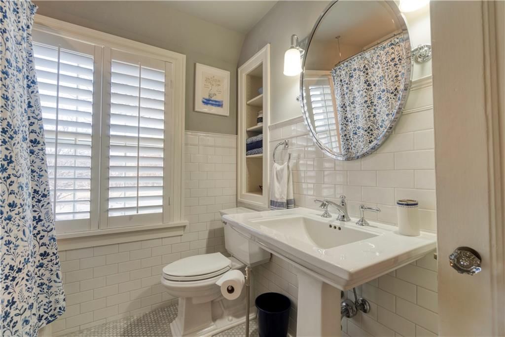 4983 Ward Parkway — photo 36