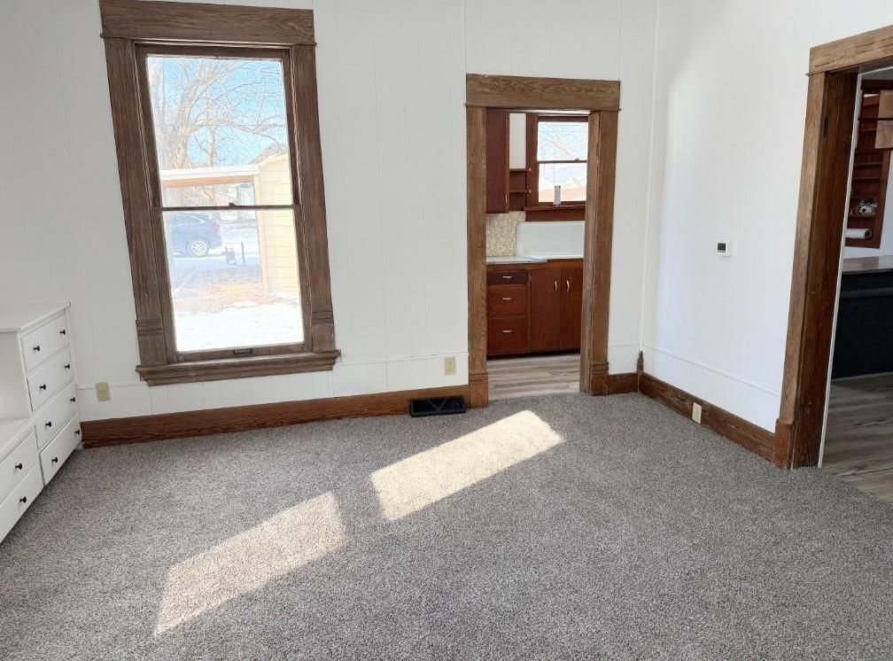 206 S 4TH Street — photo 12
