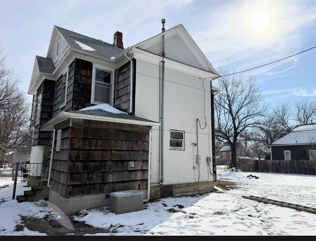 206 S 4TH Street — photo 35