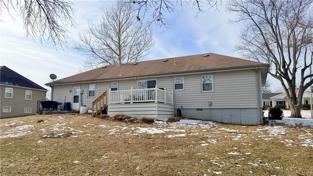 414 Town and Country Lane — photo 2