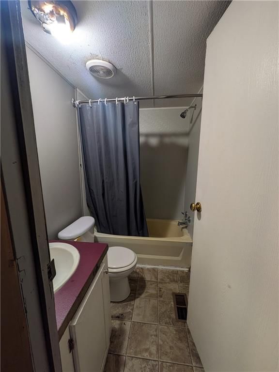 203 W 4th Street — photo 8