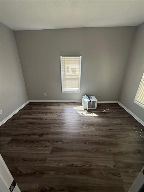 3318 E 24th Street — photo 10