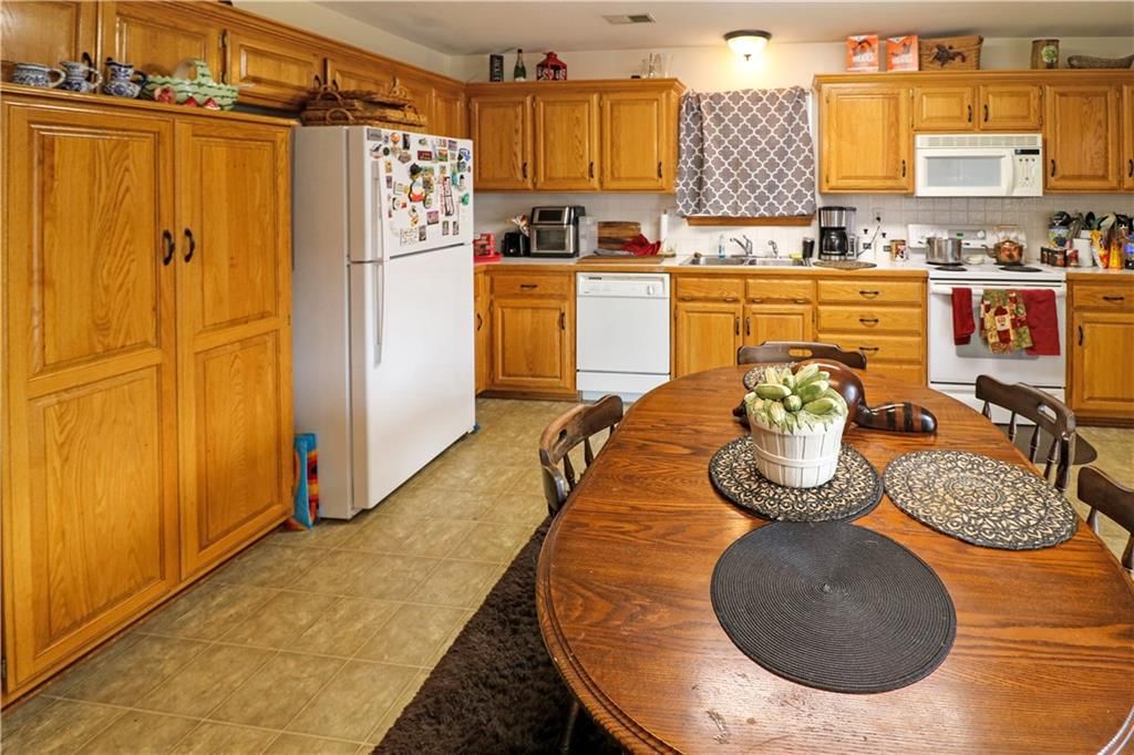 1722 Sunset Drive — photo 11