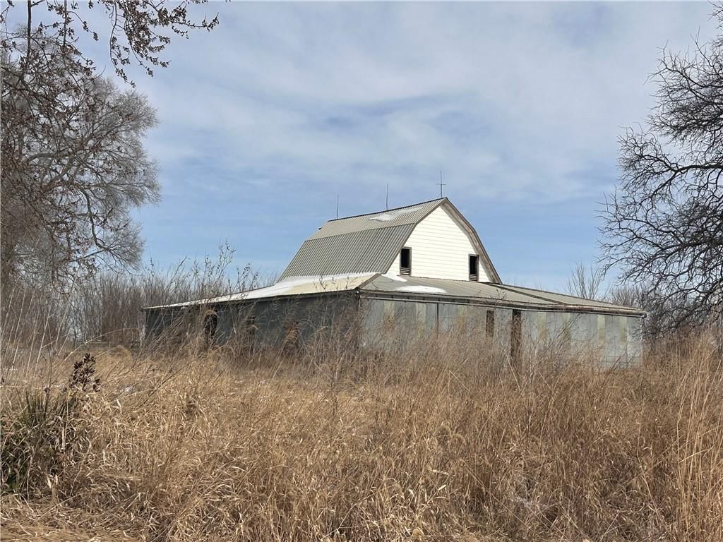 7339 Eureka Drive — photo 2