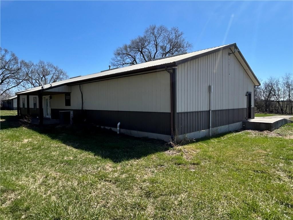7339 Eureka Drive — photo 9