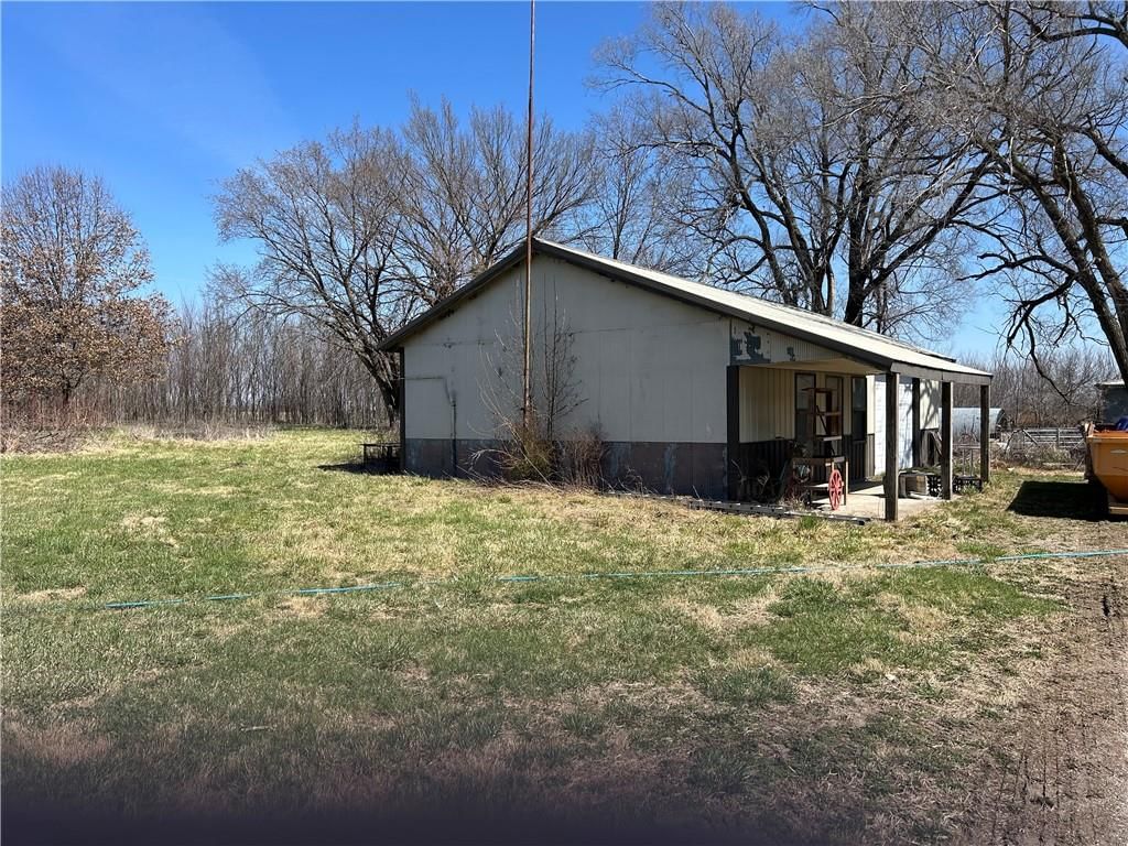 7339 Eureka Drive — photo 15