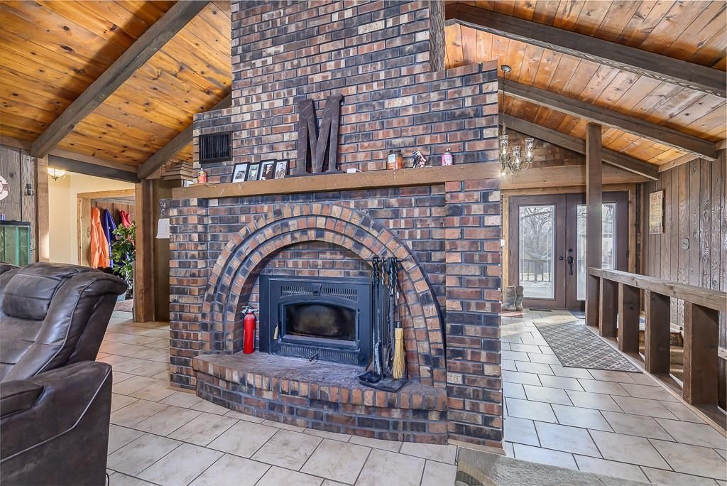 16551 Hollingsworth Road — photo 7
