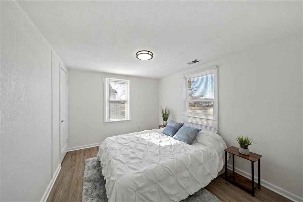 728 S Kansas Avenue — photo 10