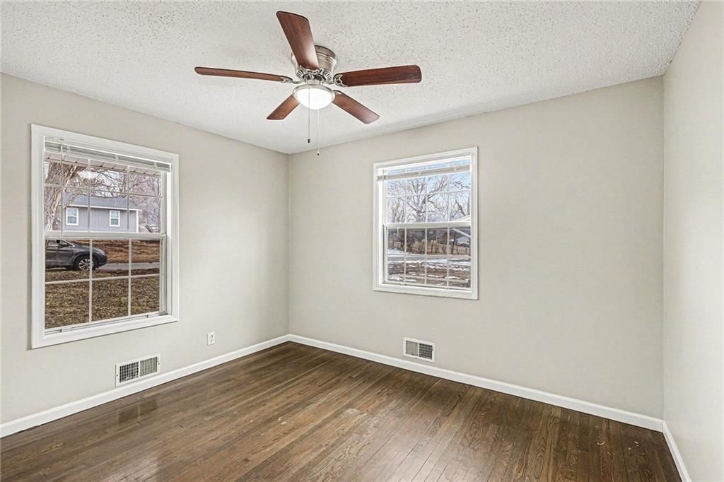14804 Bellaire Avenue — photo 10