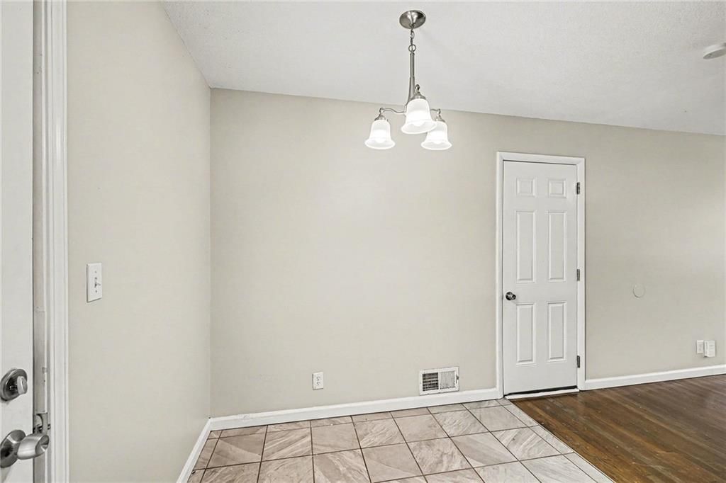 14804 Bellaire Avenue — photo 12