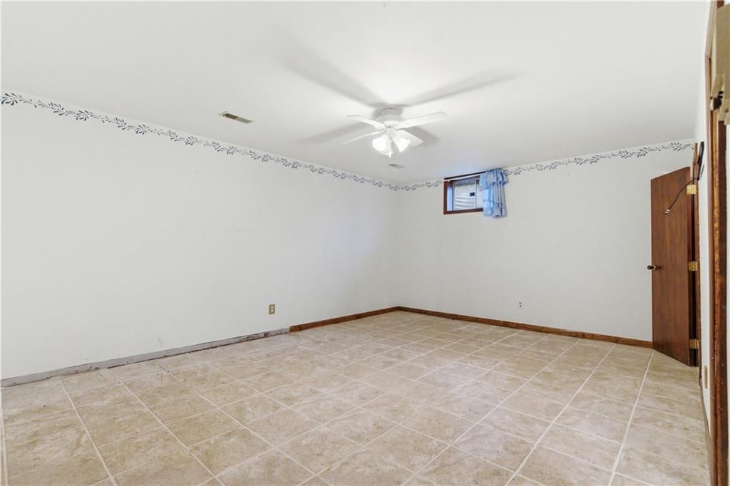 24870 W 133rd Terrace — photo 48