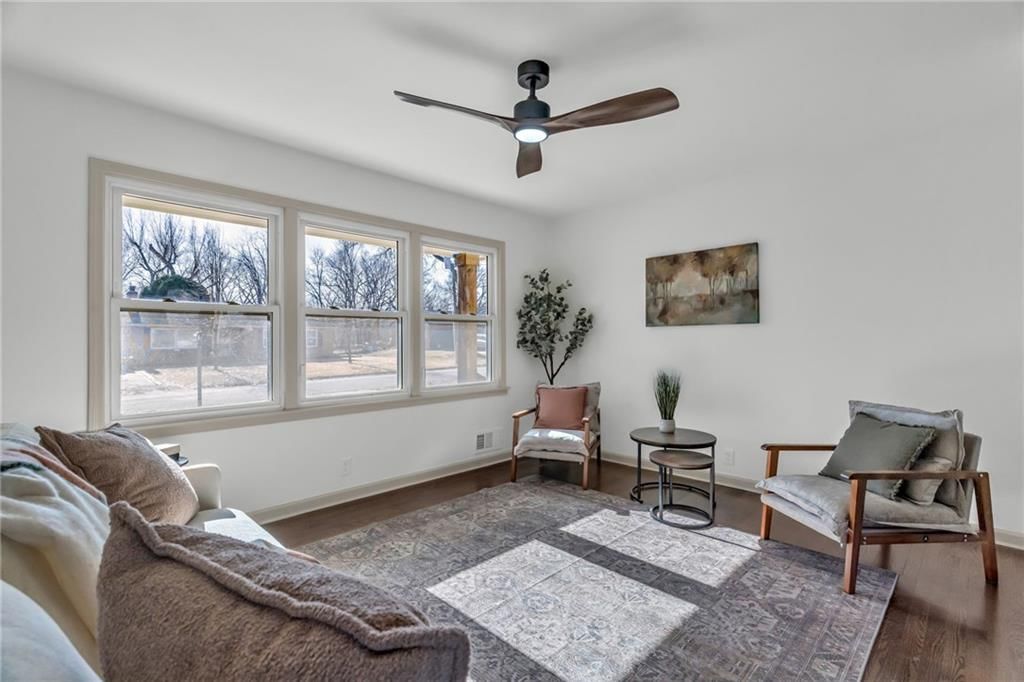 7520 Lewis Avenue — photo 4