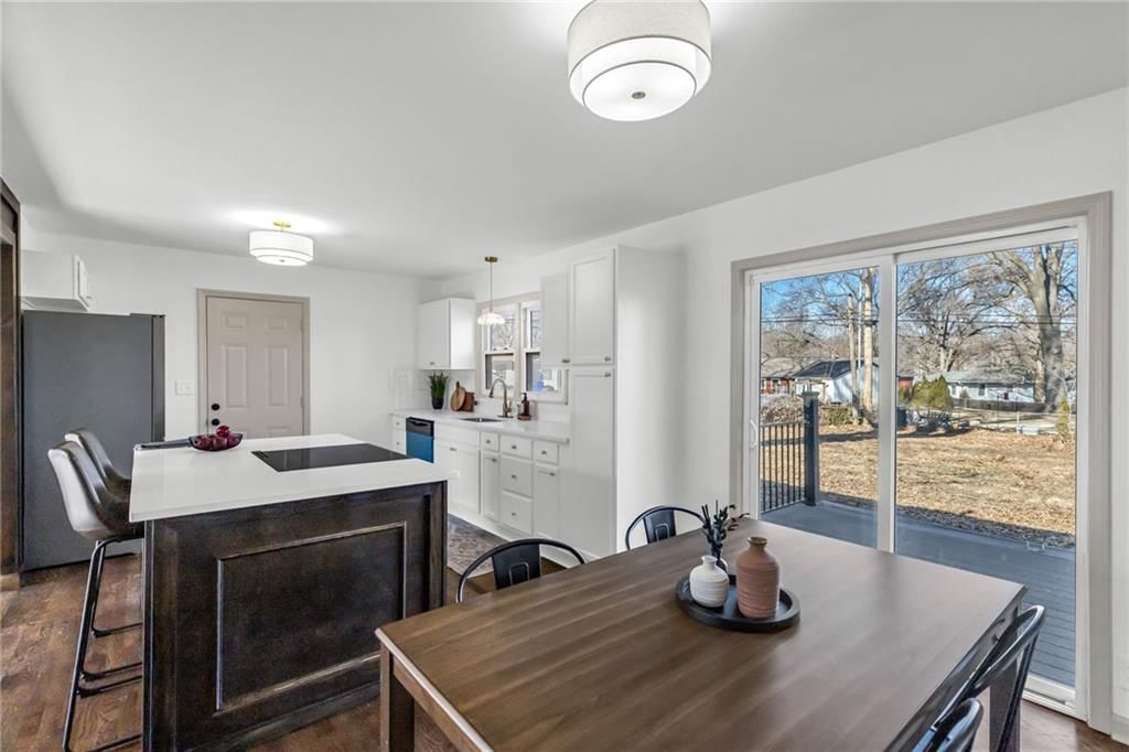 7520 Lewis Avenue — photo 8