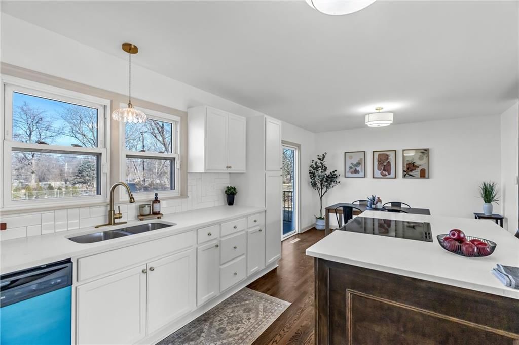 7520 Lewis Avenue — photo 11