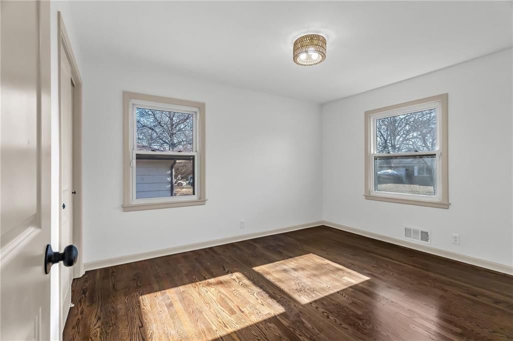 7520 Lewis Avenue — photo 14