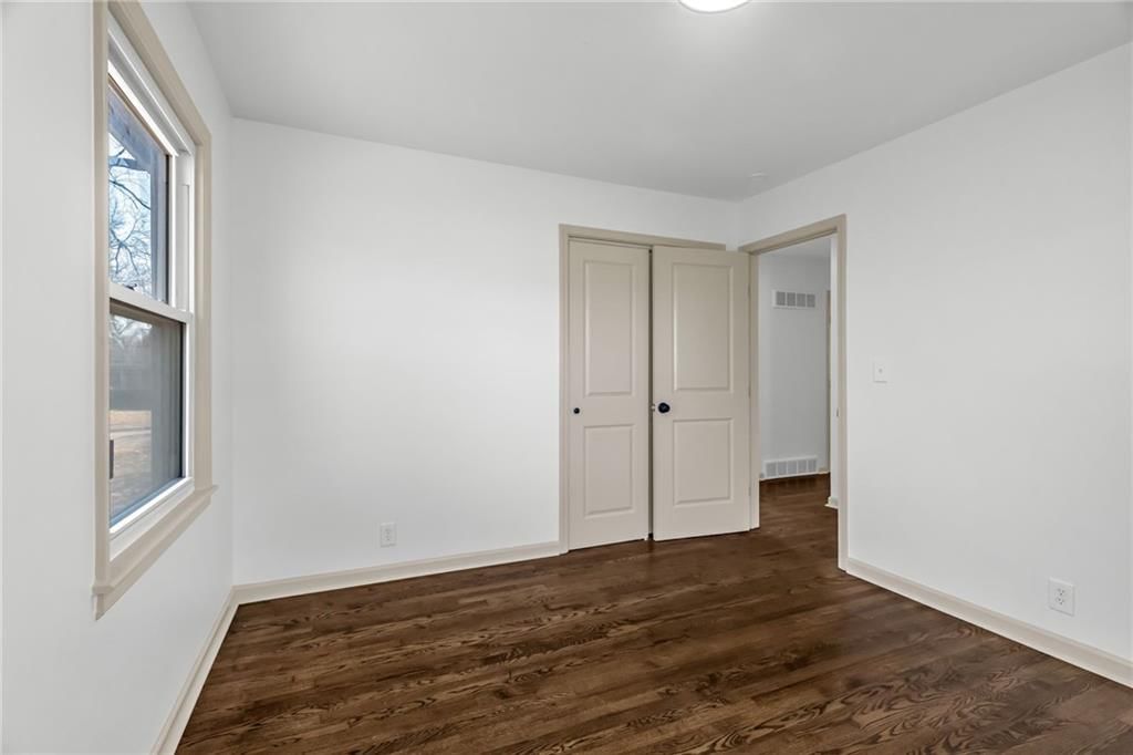 7520 Lewis Avenue — photo 17