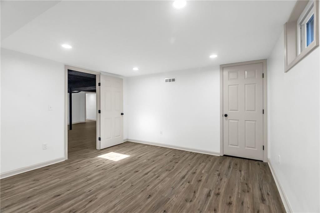7520 Lewis Avenue — photo 23
