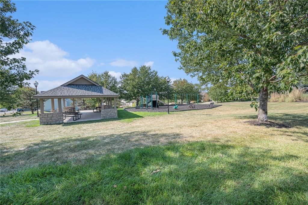 749 Highland Drive — photo 34