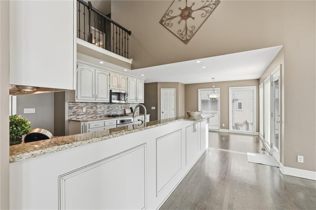 6505 N Spruce Avenue — photo 12