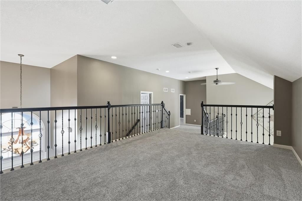 6505 N Spruce Avenue — photo 24