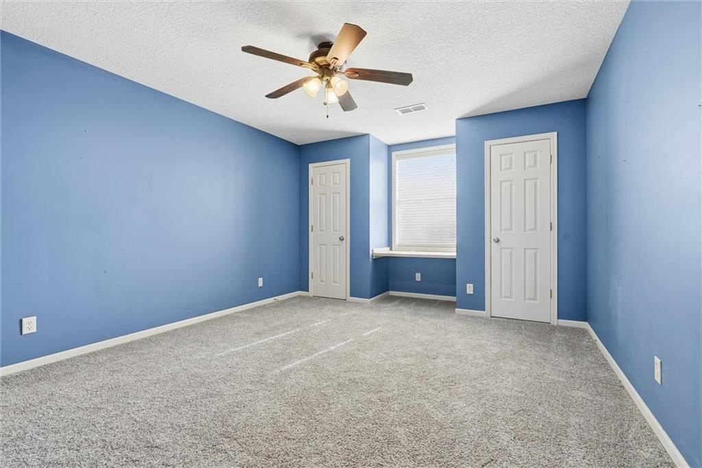 6505 N Spruce Avenue — photo 27