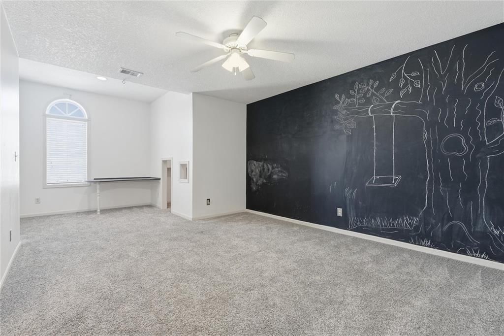 6505 N Spruce Avenue — photo 29