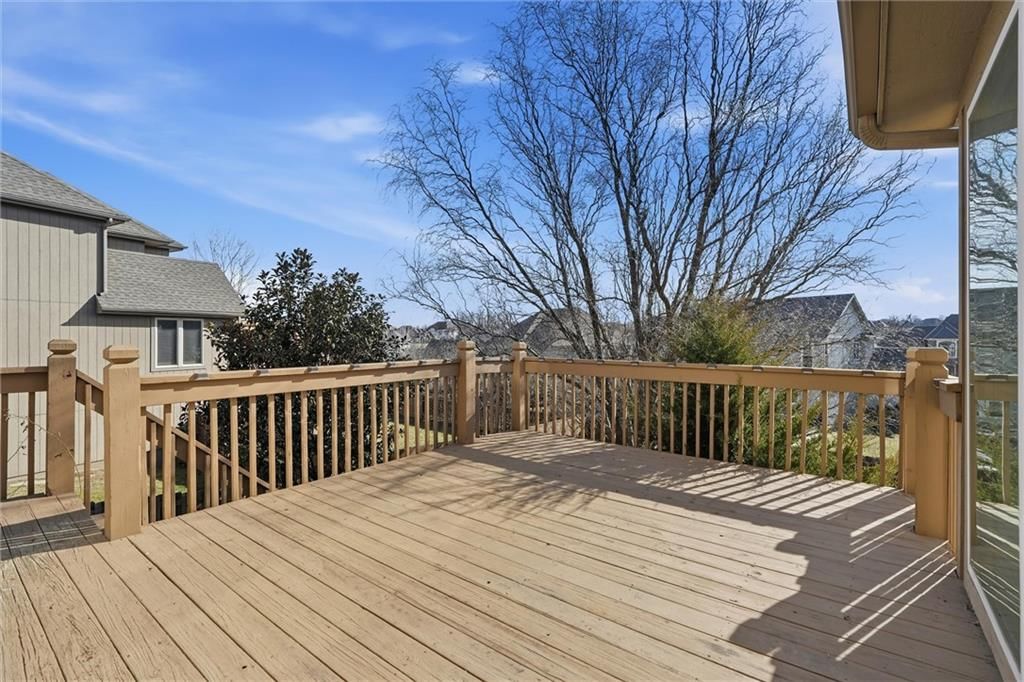 6505 N Spruce Avenue — photo 40