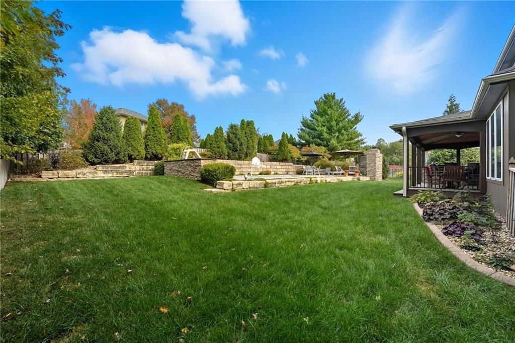 707 NE Sundance Trail — photo 49