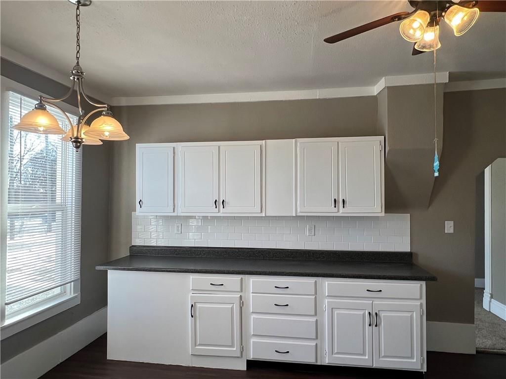 203 E Main Street — photo 9