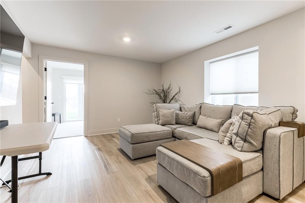 22915 W 72nd Terrace — photo 32