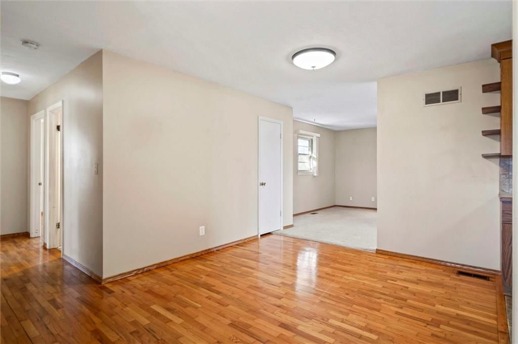 819 Crawford Drive — photo 7