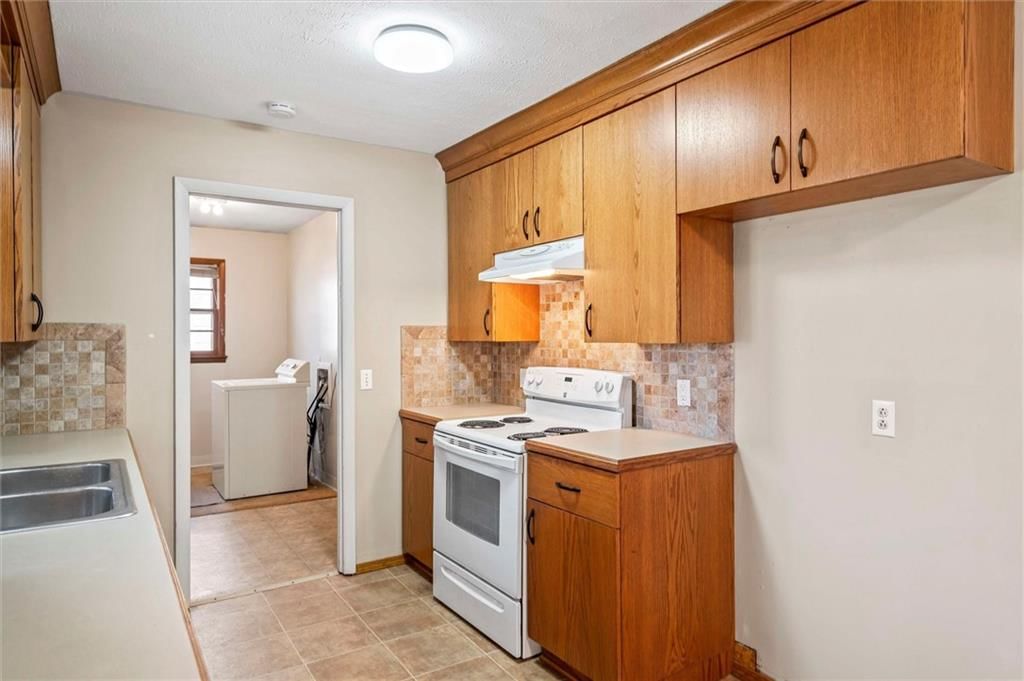 819 Crawford Drive — photo 11