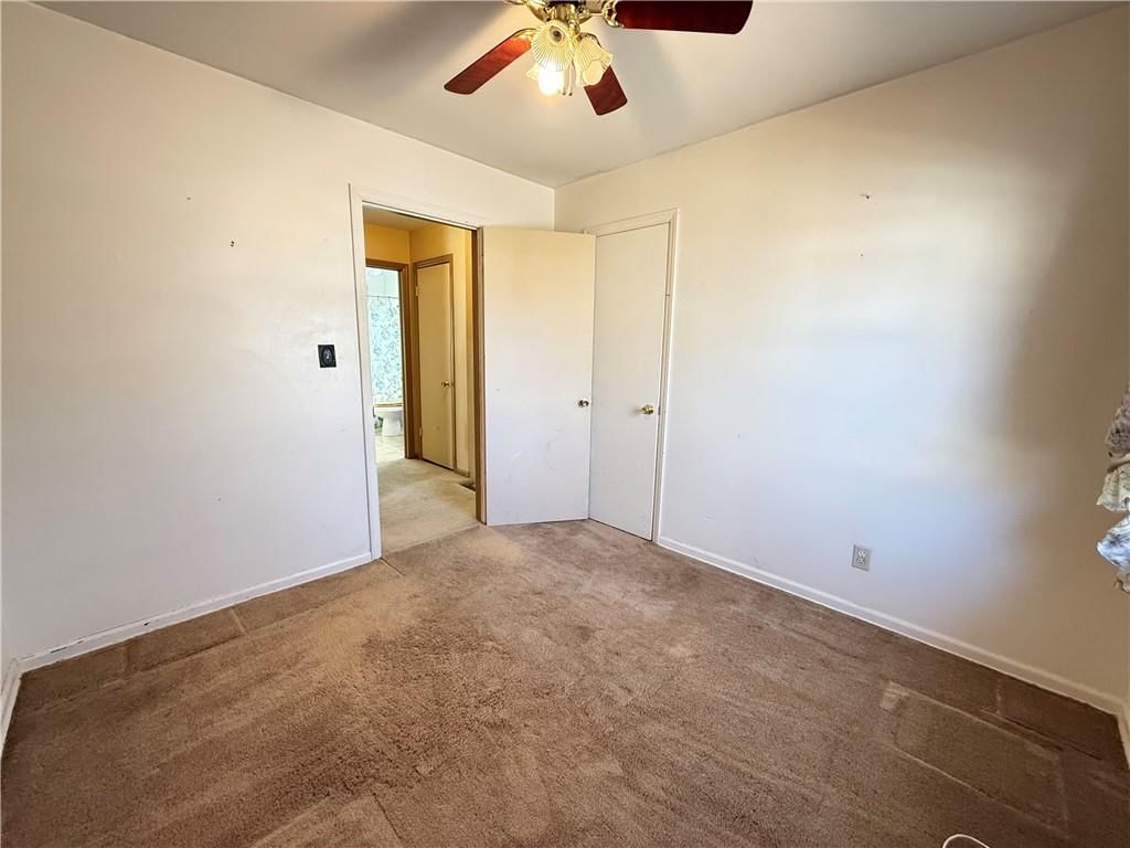 105 NW Walnut Street — photo 8