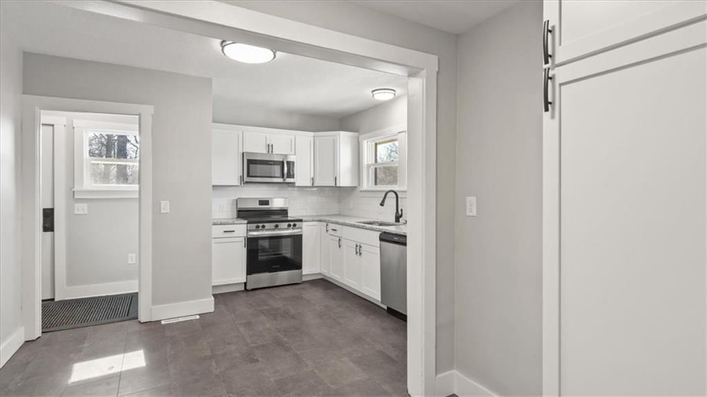 9305 E 16th Street — photo 11