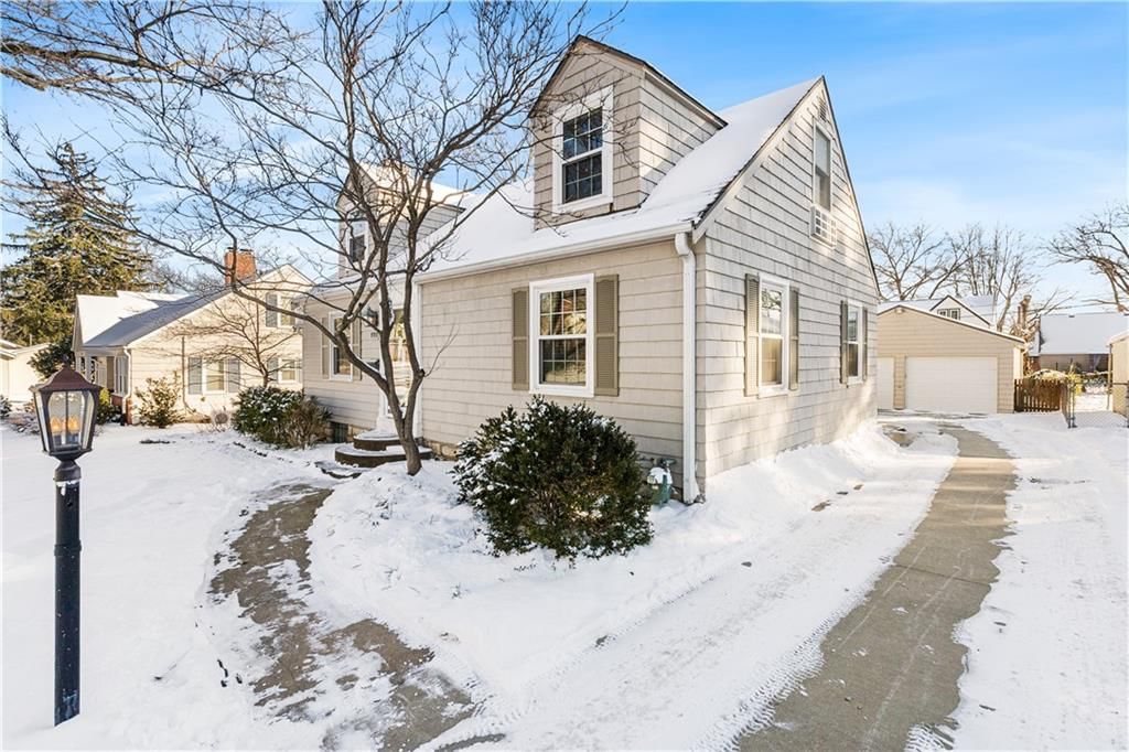 2719 W 51st Street — photo 3