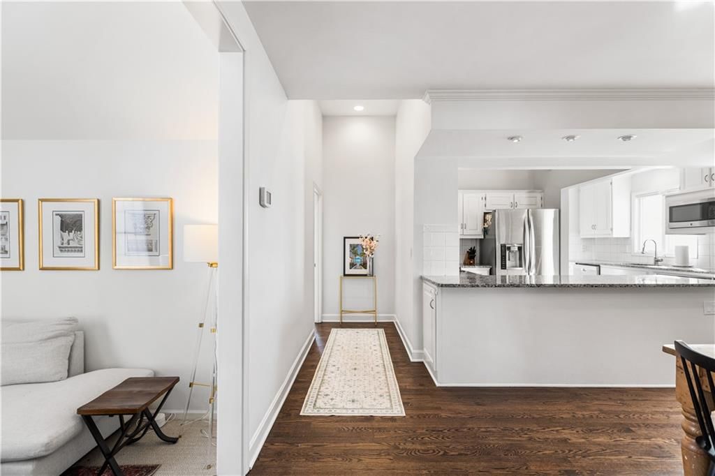 2719 W 51st Street — photo 18