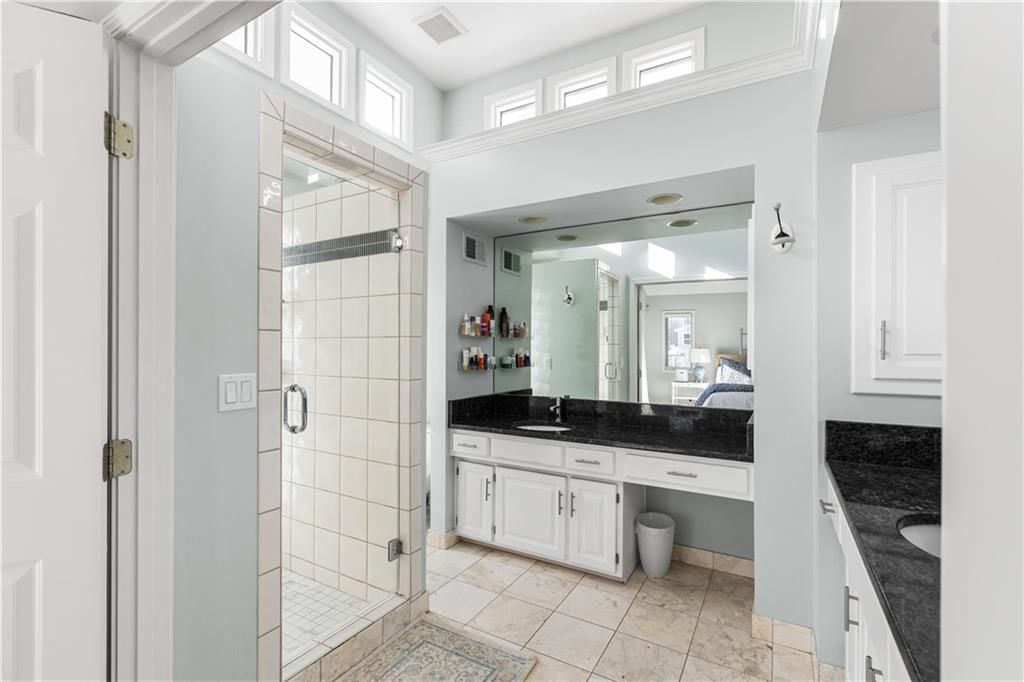 2719 W 51st Street — photo 22
