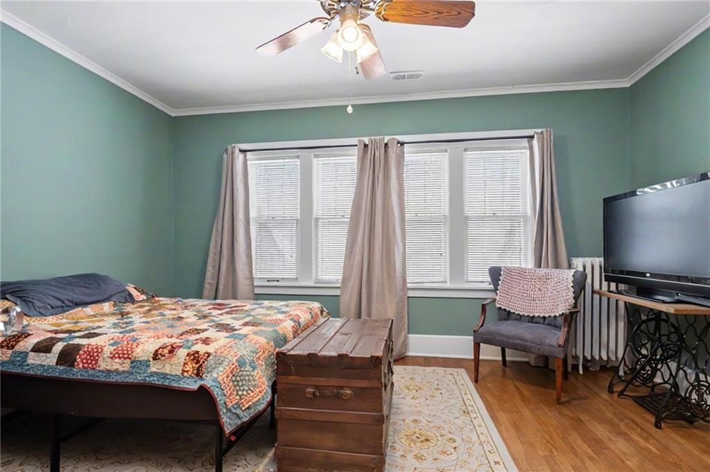 2208 Massachusetts Street — photo 34