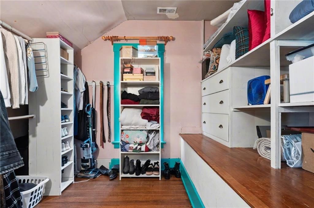 2208 Massachusetts Street — photo 36