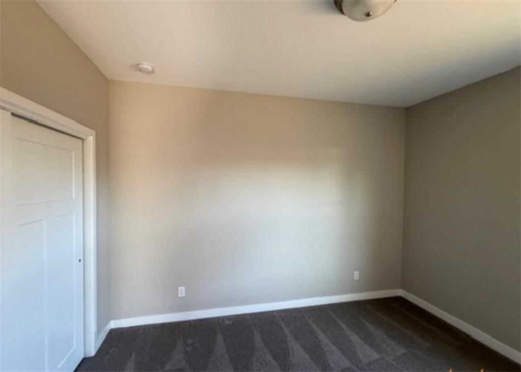 4737 S Union Avenue — photo 19