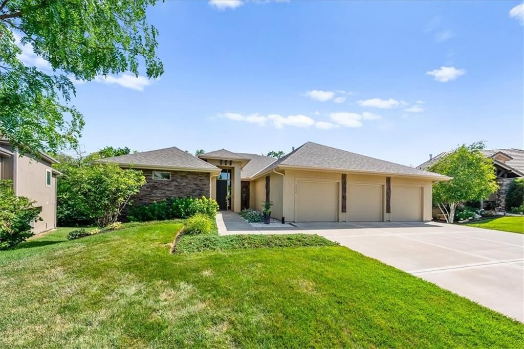 9896 Saddletop Street — photo 2