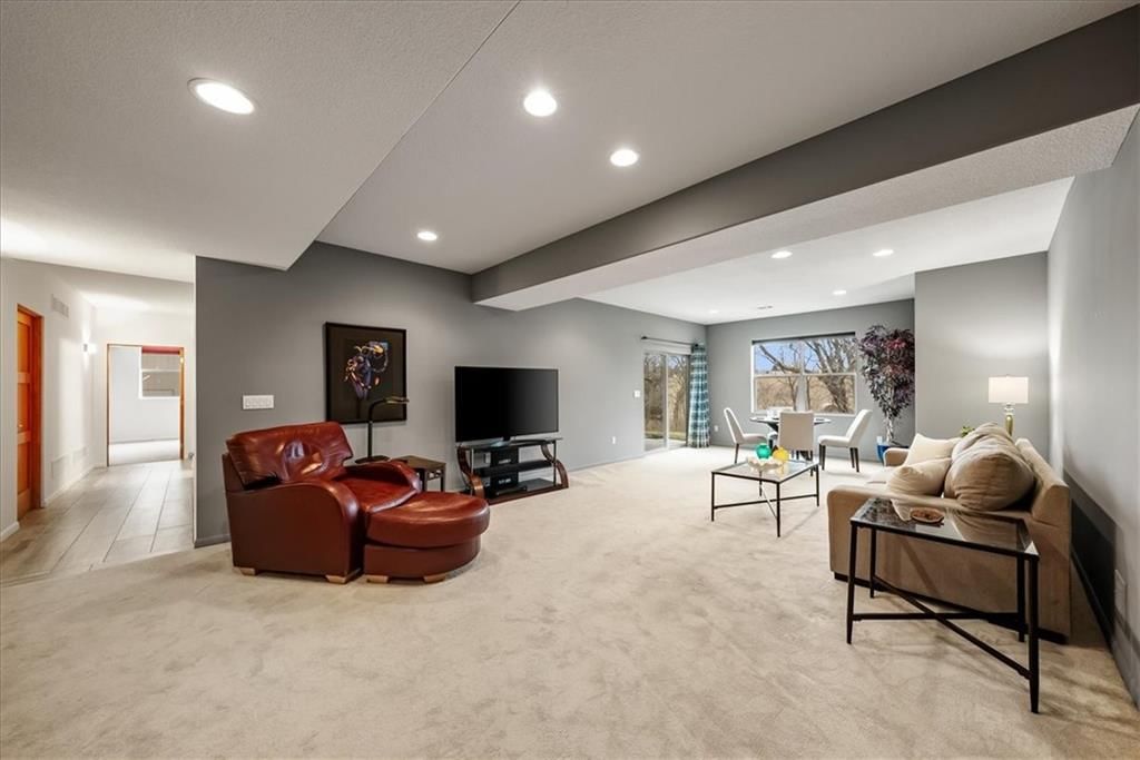 9896 Saddletop Street — photo 30