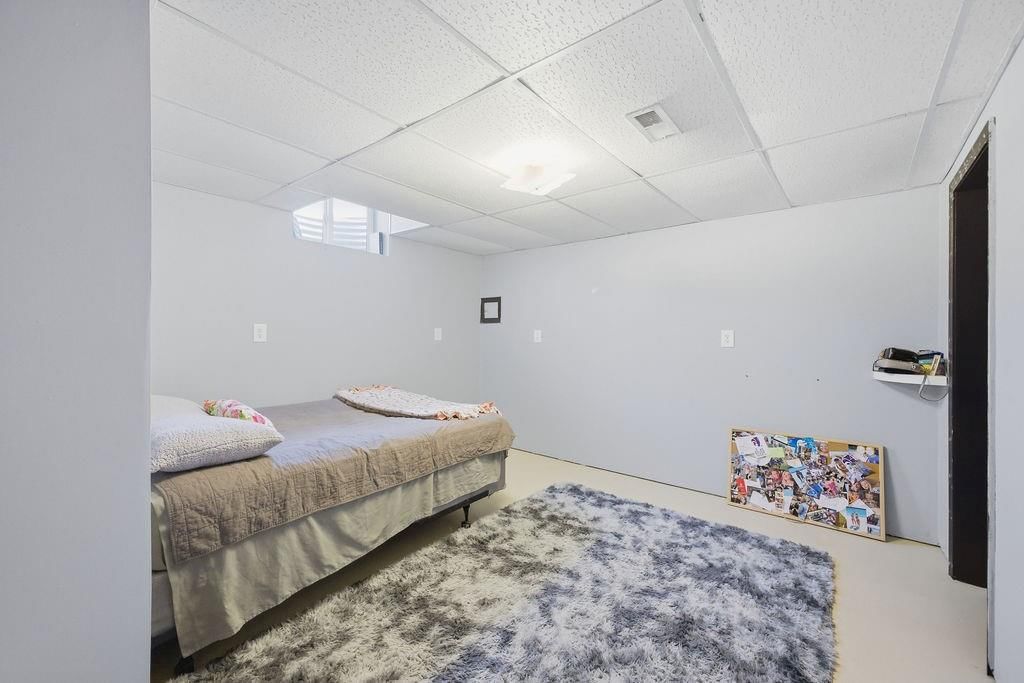 901 Valley Street — photo 42