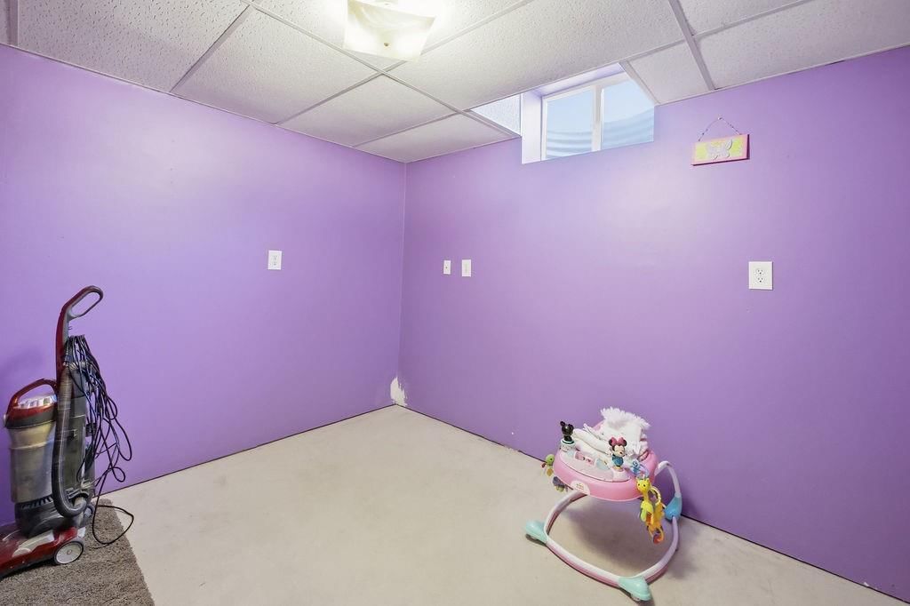 901 Valley Street — photo 45