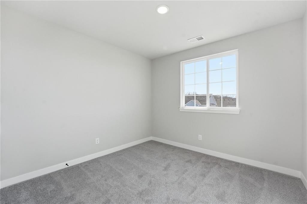 20529 Newcastle Street — photo 24