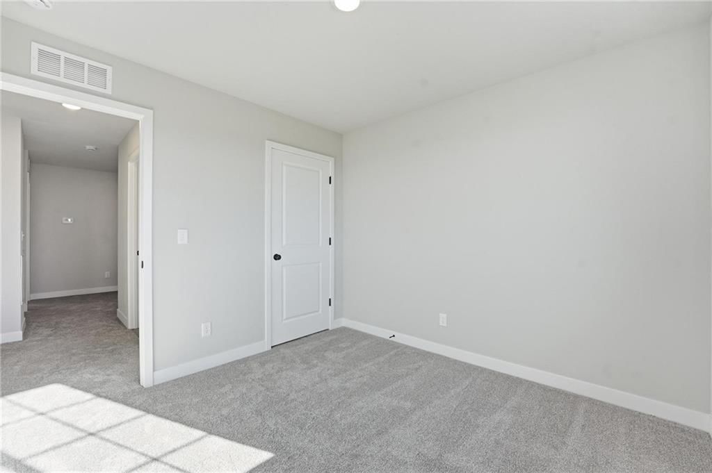 20529 Newcastle Street — photo 25