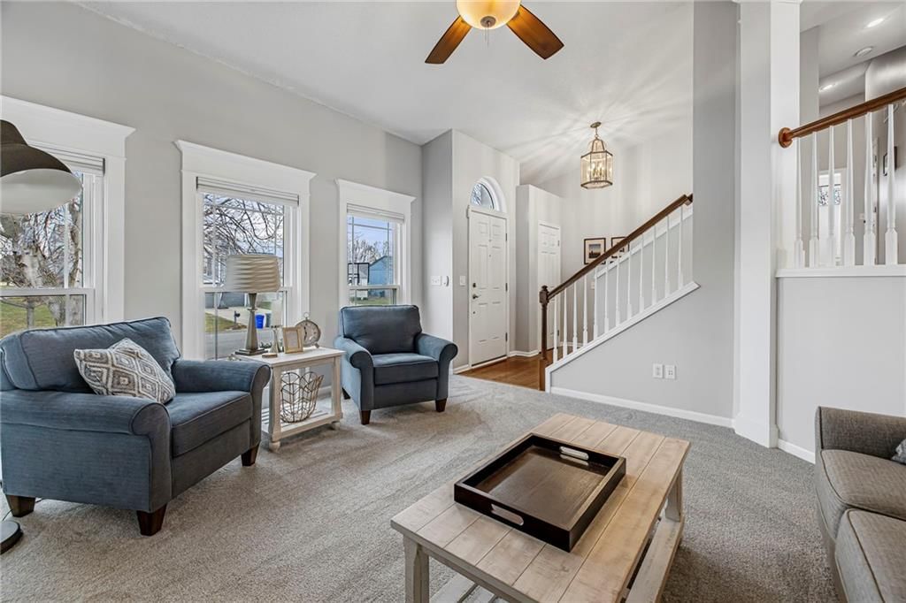 1864 W Cedar Street — photo 10