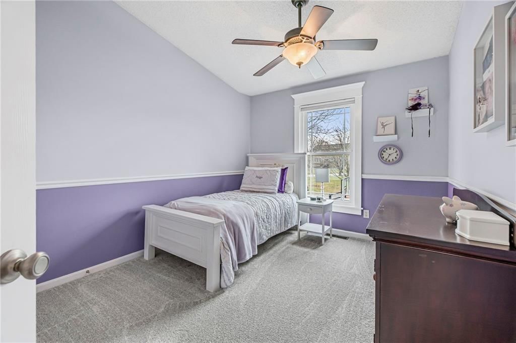 1864 W Cedar Street — photo 25
