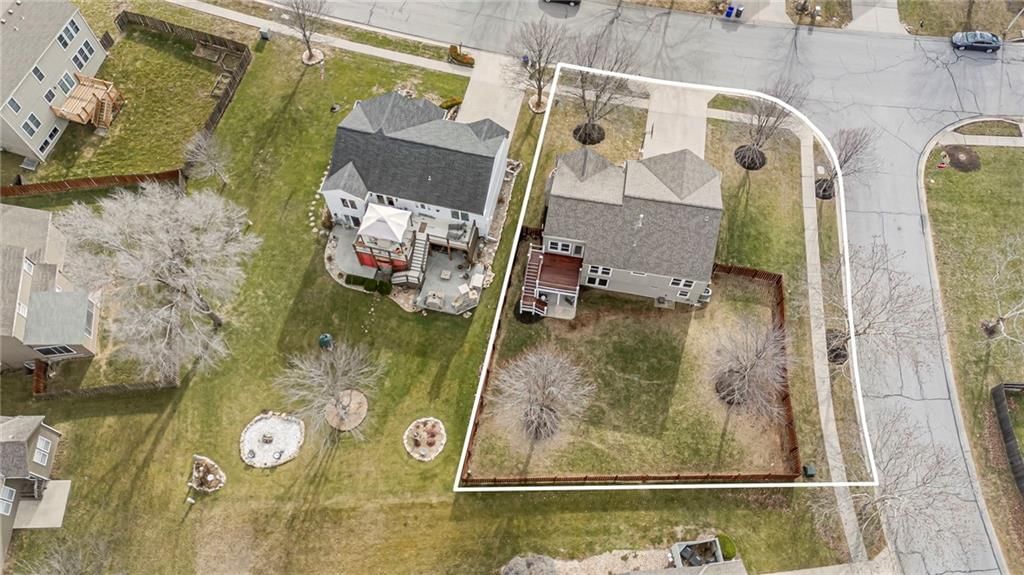 1864 W Cedar Street — photo 41