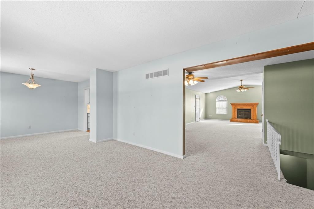 4013 S Maybrook Avenue — photo 4